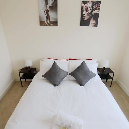 Apartmán Easytravel Luxury Nec/Airport 3 Beds House Birmingham Exteriér fotografie